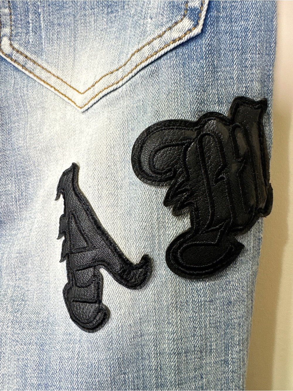 AMIRI MX1 32x30 Light Wash Distressed Skinny Jeans Designer Denim made in USA - Picture 5 of 10